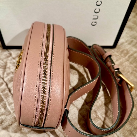 GUCCI SALE‼️Reduced $680‼️Marmont Collection Waist Bag / Crossbody / Clutch - Picture 4 of 10